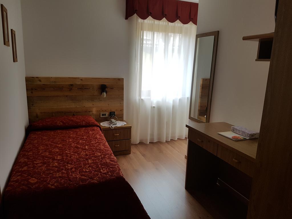 Hotel Ciampian Moena Buitenkant foto